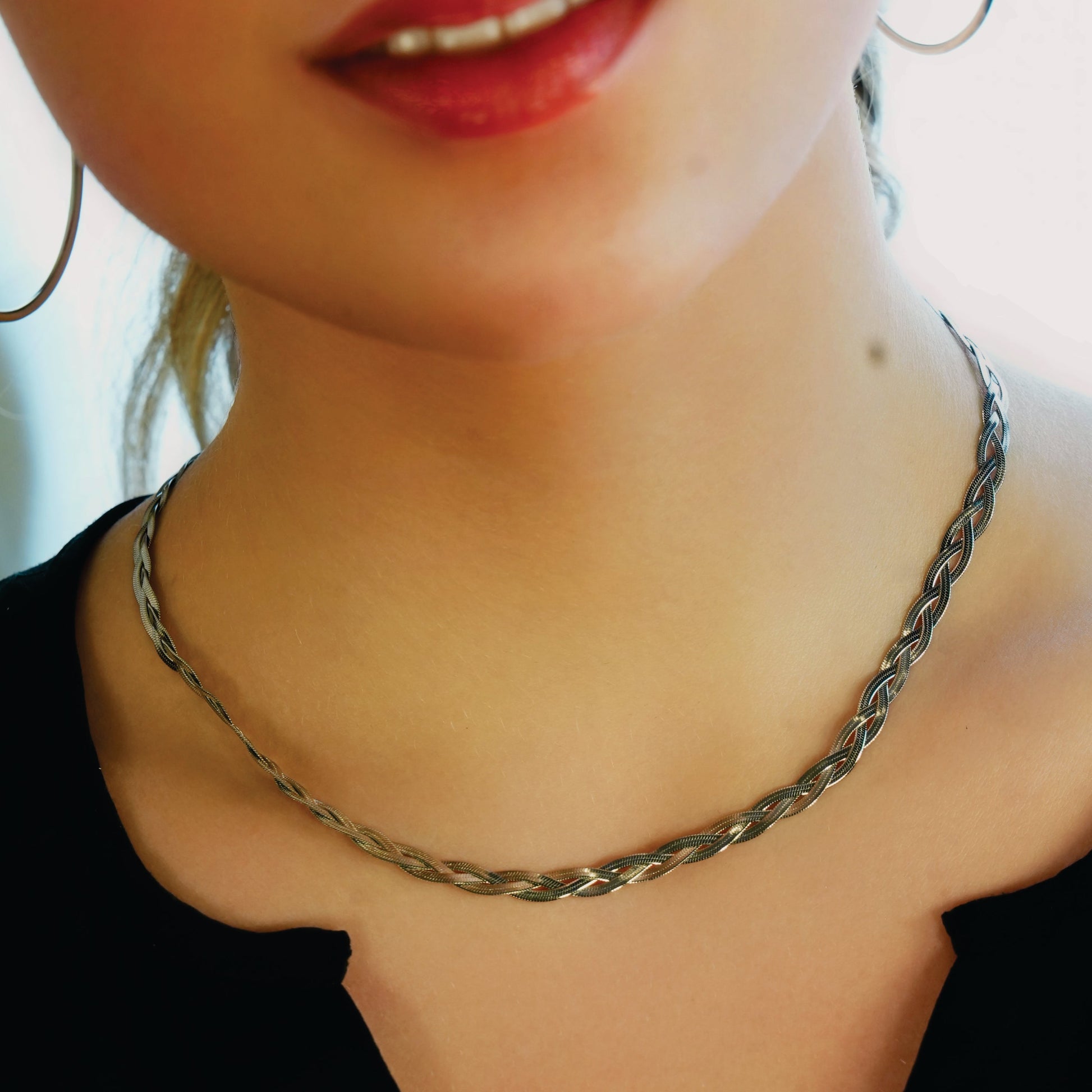 TARA White Gold (Silver Tones): Intertwined Herringbone Snake Skin Textured Necklace.