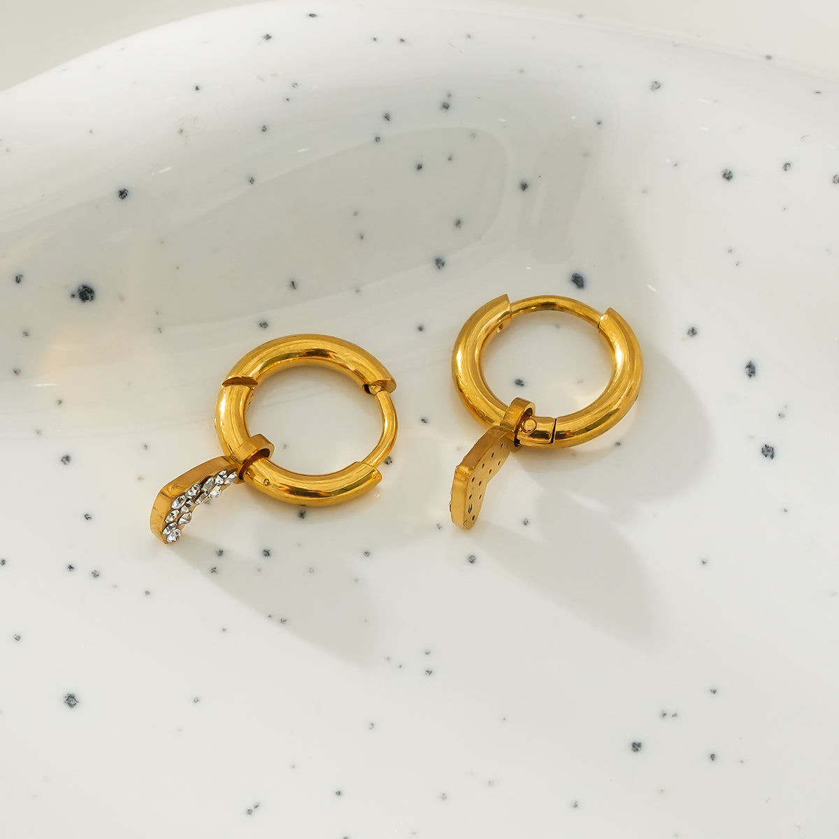 VIRTUOUS Gold: Mini Hoops with Zirconia Embedded Heart Charm