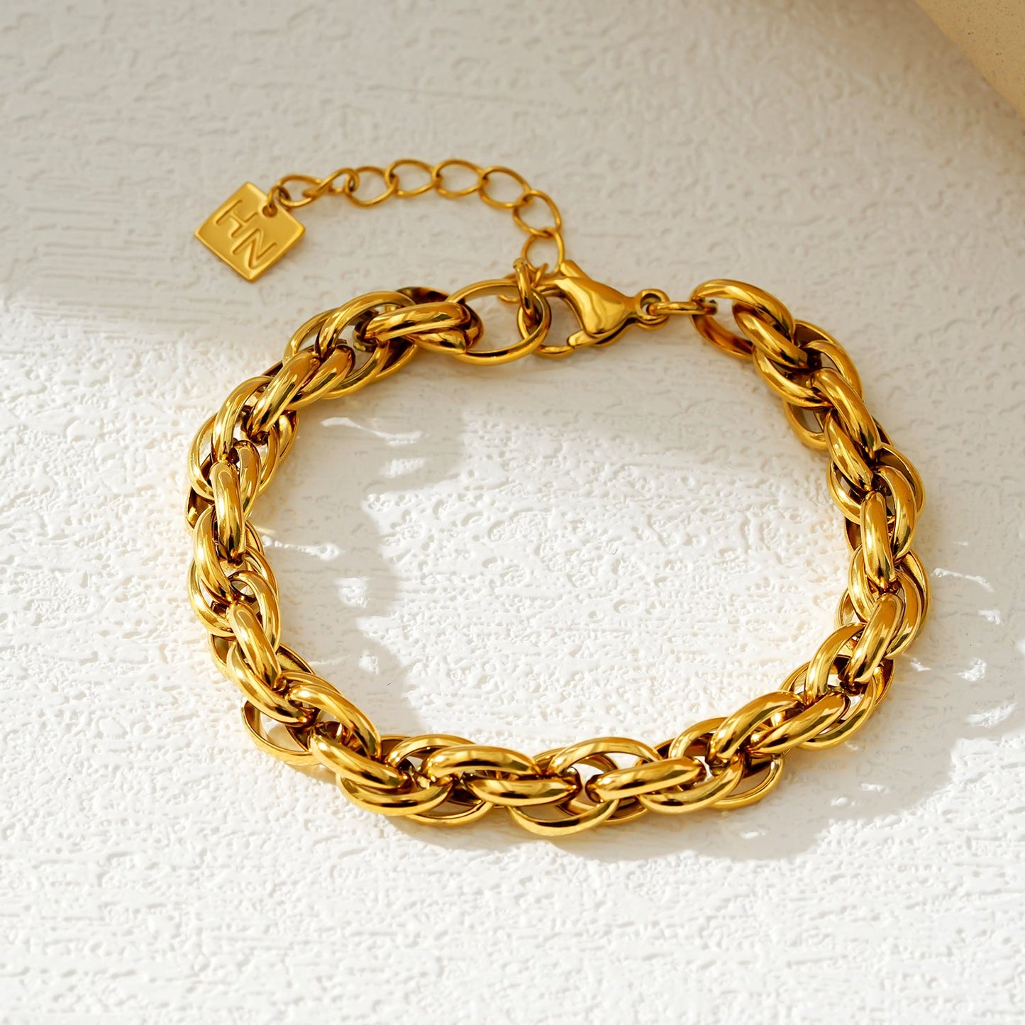 WANDSWORTH Gold: Interwoven Chain Bracelet | Modern Statement Link Bracelet