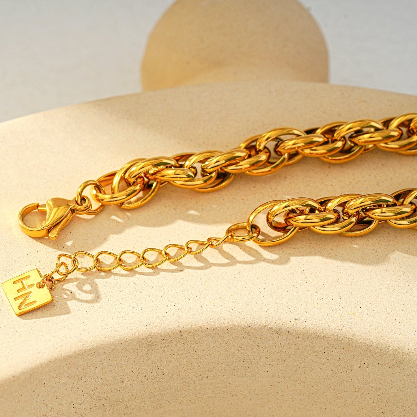 WANDSWORTH Gold: Interwoven Chain Bracelet | Modern Statement Link Bracelet
