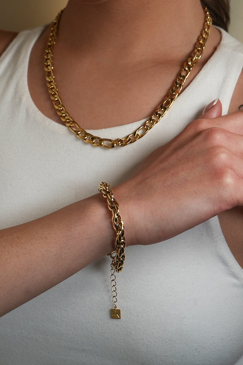WANDSWORTH Gold: Interwoven Chain Bracelet | Modern Statement Link Bracelet