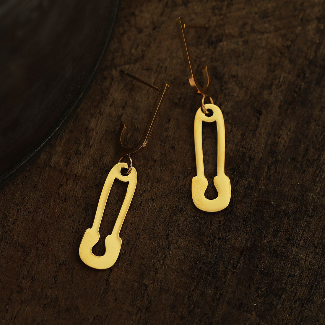 hackney_nine | hackneynine | BRIXTON21266_earrings | safety_pin_earrings | affordable_jewelry | dainty_jewelry | stainless_steel_jewelry | 18K_gold_jewelry | gold_dipped_jewelry | gold-jewelry | punk_rocker