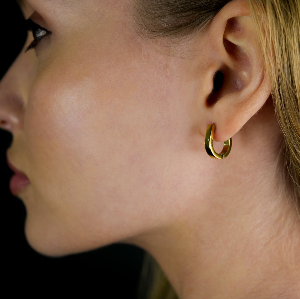 CADEO 'Lucky' Horse-Shoe Shaped Contemporary Hoop Earrings