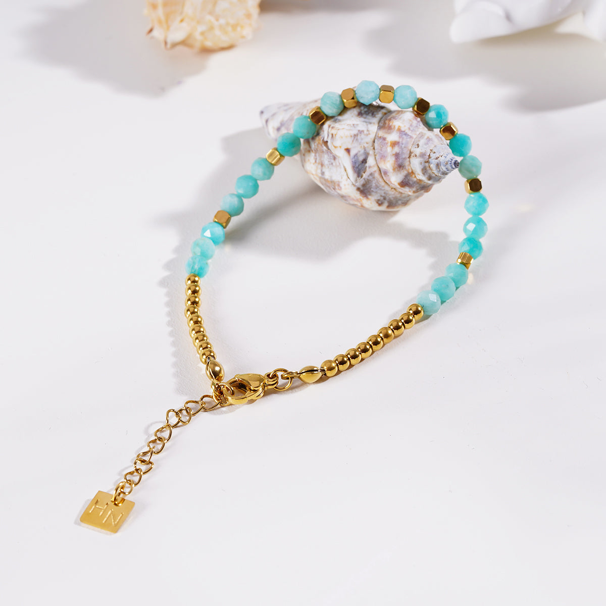 Style CLEMENTINA 2621: Amazonite Stones & Gold Beaded Bracelet.