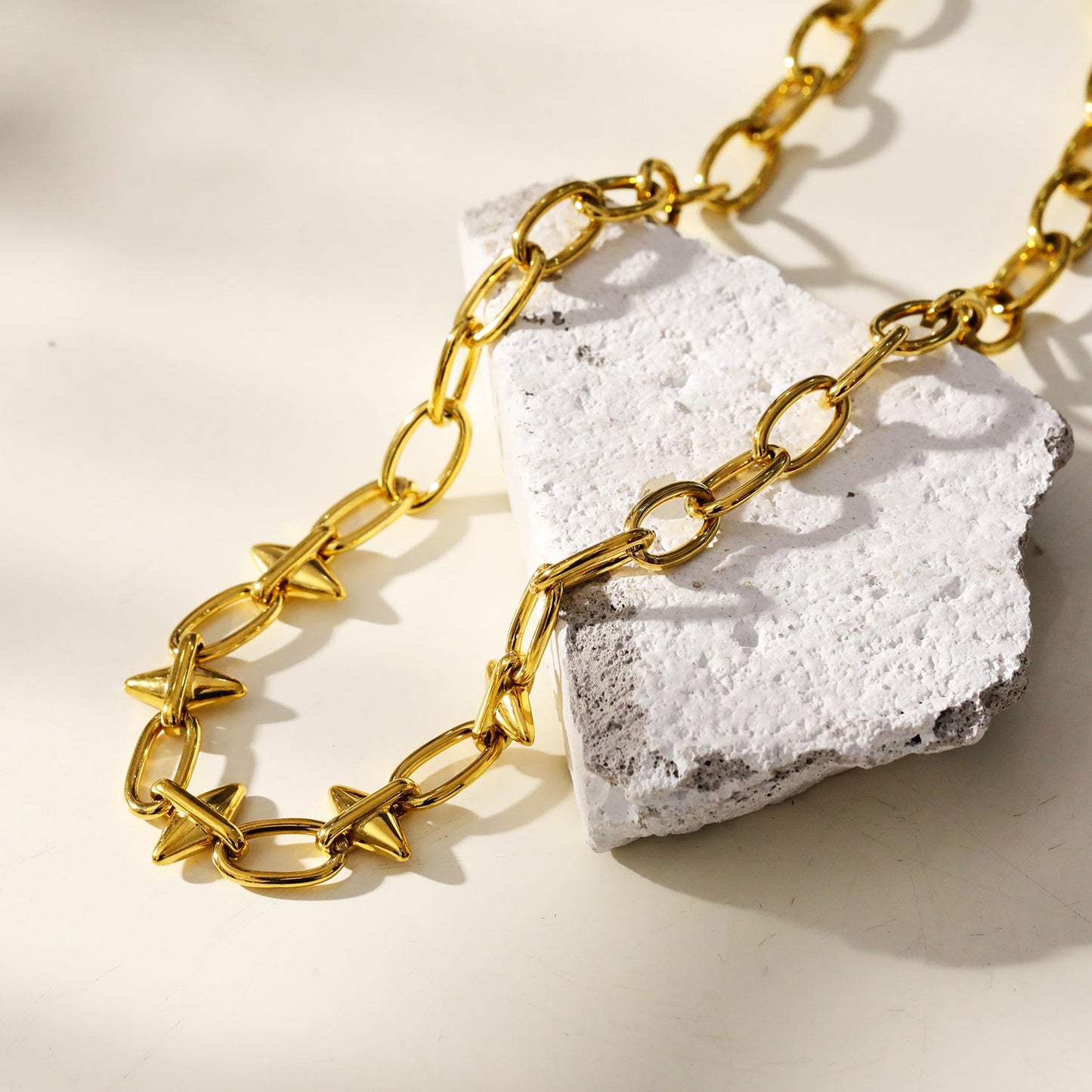 ELLINOR: Industrial Chic Diamond Driblet Statement Chain