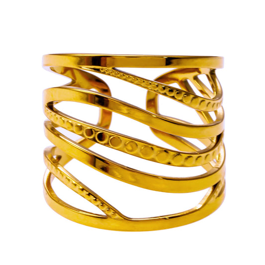 ODESA: Multi Stacked Twisted Layers Textured Ring