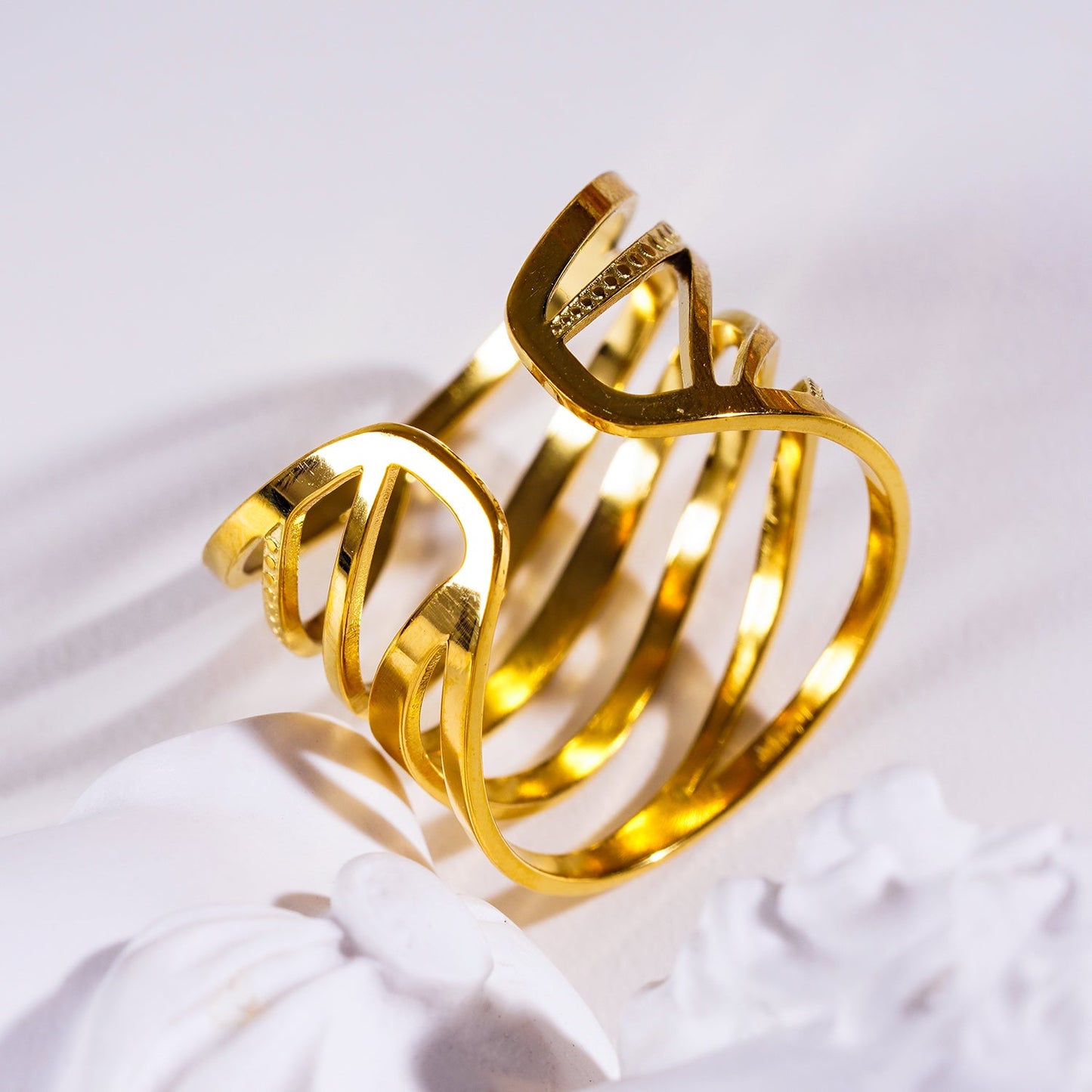 ODESA: Multi Stacked Twisted Layers Textured Ring