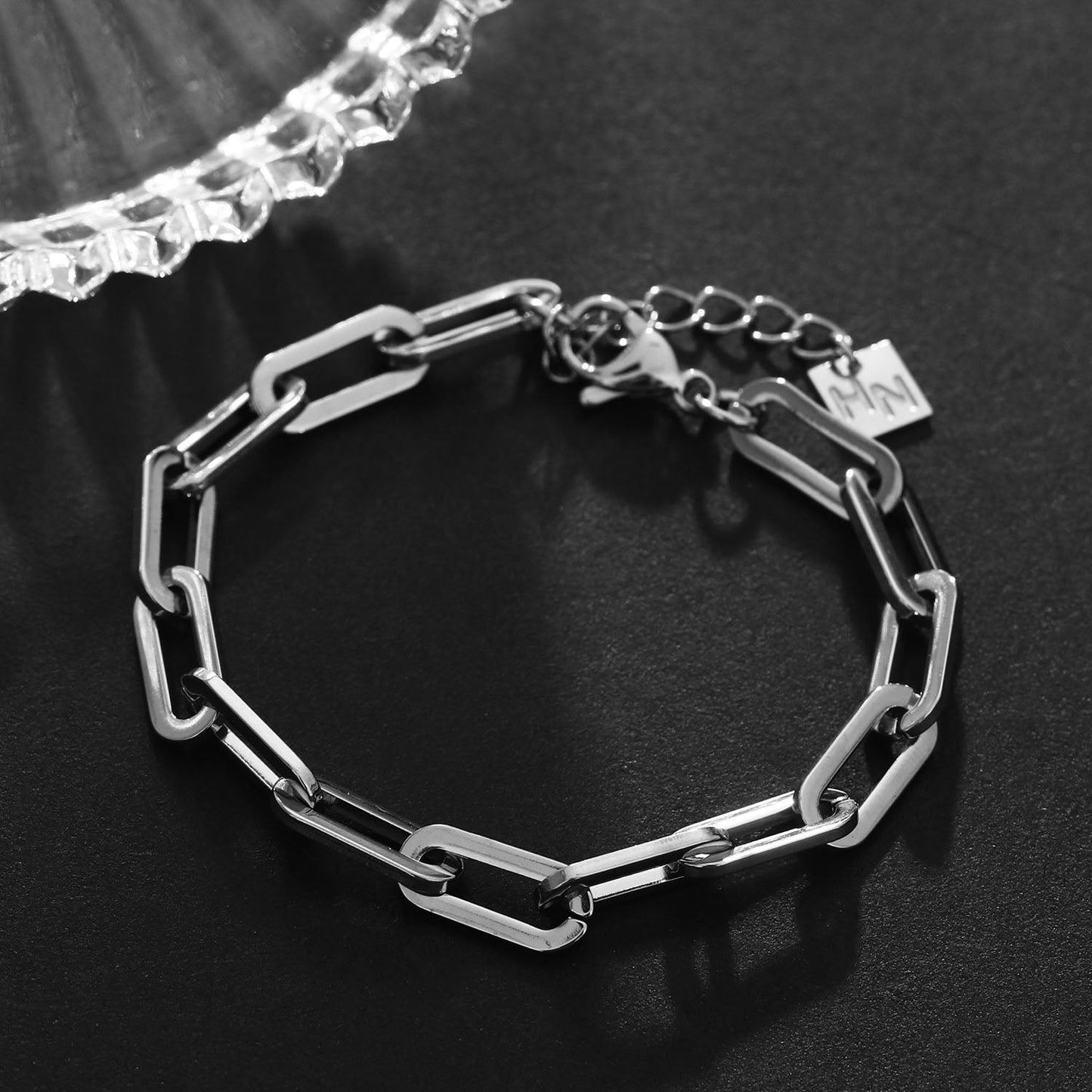 JACKI Contemporary Paper Clip Silver Bracelet