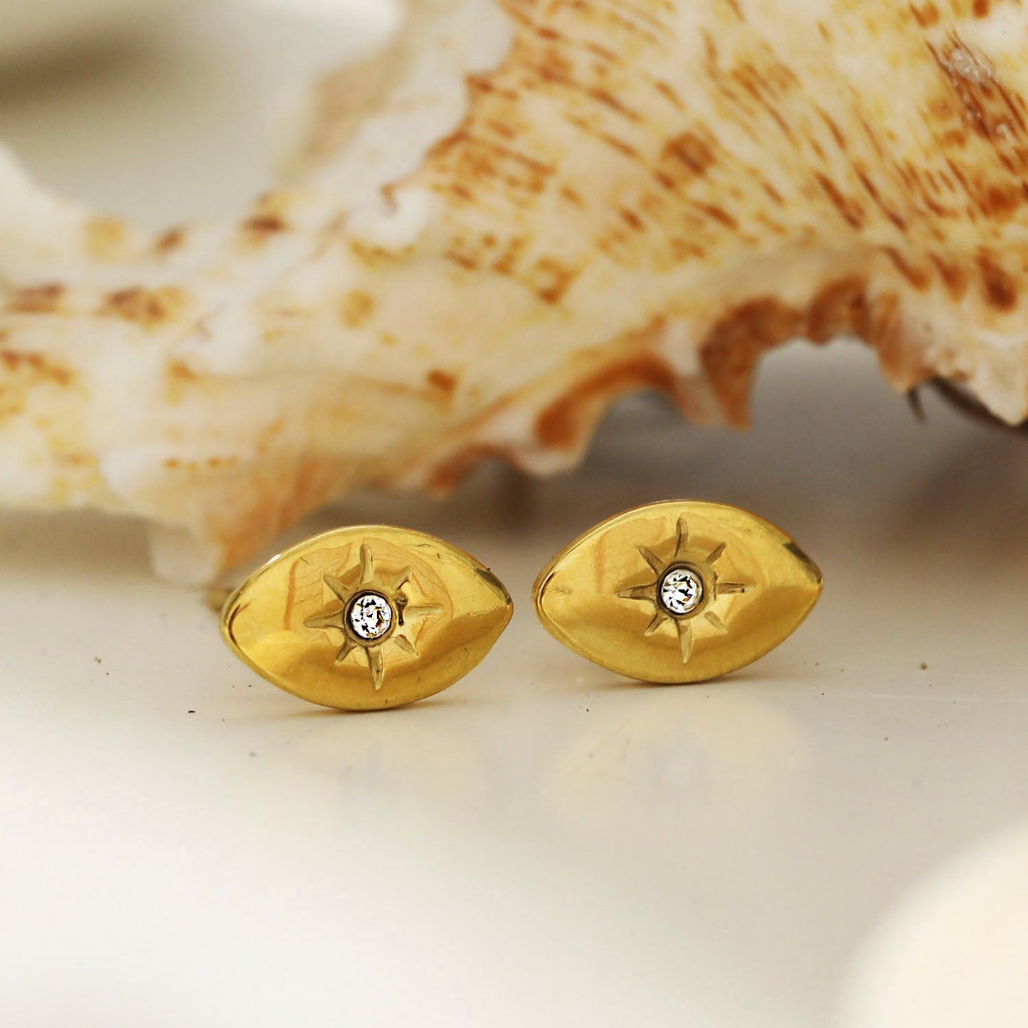 TINDRA Oval Shaped Gold Stud Earrings Featuring a Solitaire Zirconia